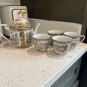 Famille Rose China Tea Set